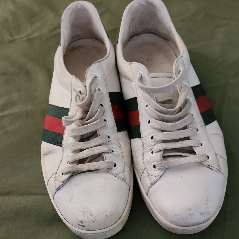 Gucci White and Red Sneakers with Signature Style